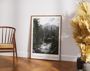 Überall Alles Zitat Poster: Beruhigende Waldszene (A3 Digital Download)