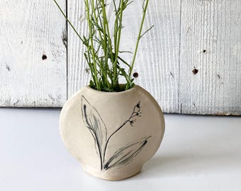 Small round flower vase in white with Lily of the Valley imprint, ceramic decorative bud vase for the modern farmhouse