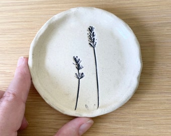 Ceramic trinket dish ring bowl with lavender imprint for the farmhouse style home