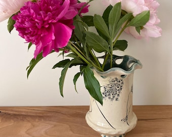 Queen Anne's Lace Ceramic Vase: Modern Farmhouse Decor