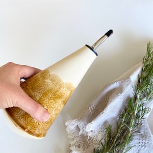 Olive oil dispenser, handmade decorative stoneware oil cruet in amber, a gift for cook