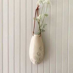 White Decorative Wall Hanging Flower Vase, Minimalist Ceramic and Leather Hanging Flower Sconce Decor