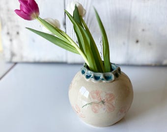Round Modern Vase