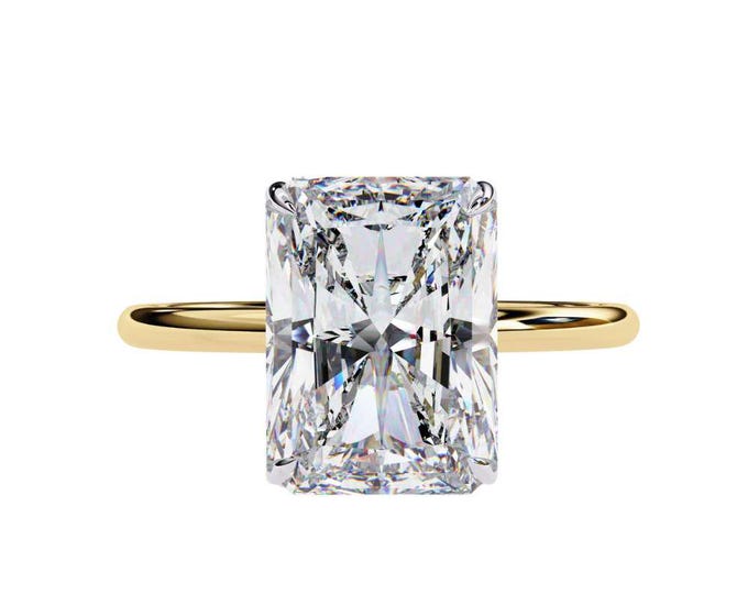 Exquisite Radiant Cut Solitaire Ring in Yellow Gold Minimalist Diamond Ring Elegant Wedding Jewelry Classic Anniversary or Proposal Gift