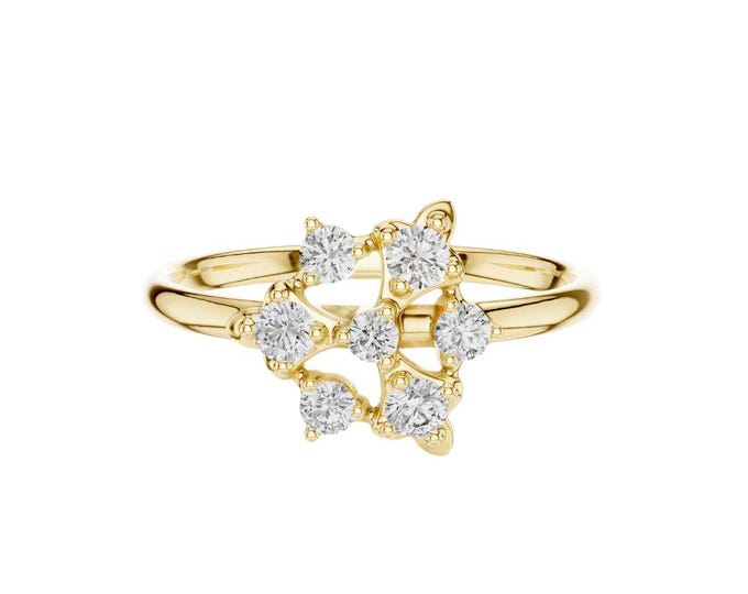 Elegant 14K Gold Star-Shaped Diamond Cluster Ring Featuring Multiple Sparkling Round Cut Diamonds in a Unique Openwork Design
