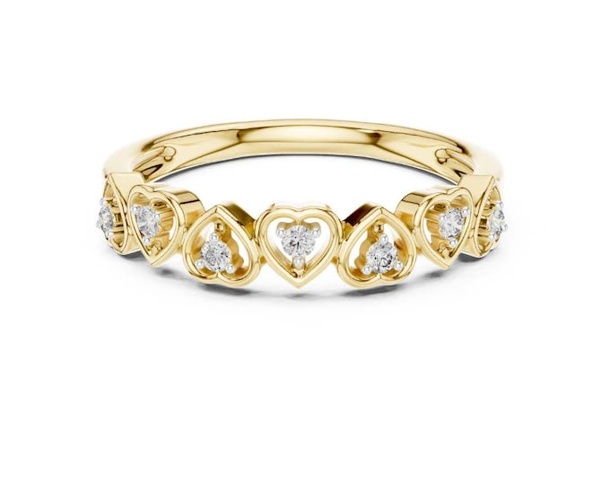 Trendy Moissanite Heart Ring in Yellow Gold Eternity Band with Diamond Accents Elegant Jewelry for Anniversary Engagement Promise