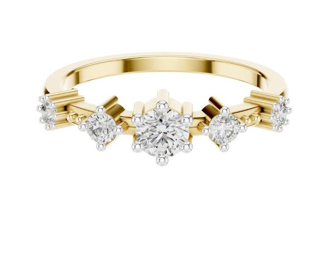 Elegant Five Stone Diamond Gold Ring Prong Setting Anniversary Band Classic Fine Jewelry Gift Modern Promise Ring 5 stone daimond fine ring