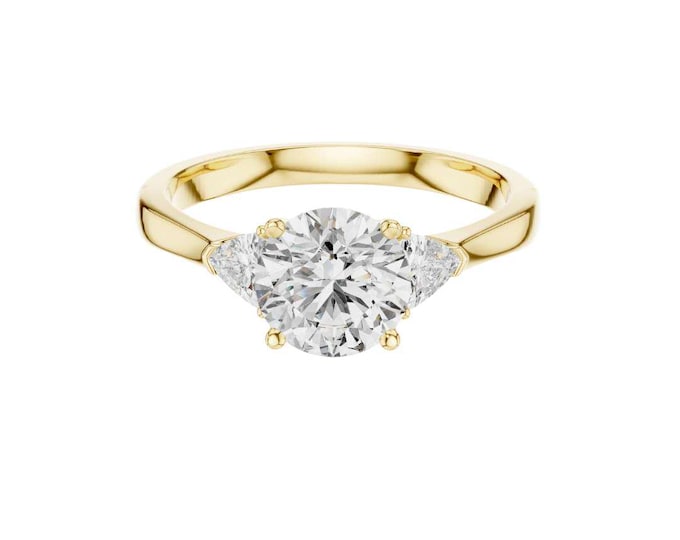 Round Cut Engagement Ring 14K Yellow Gold Three Stone Diamond Ring with Trillion Side Stones Classic Vintage Bridal Wedding Jewelry