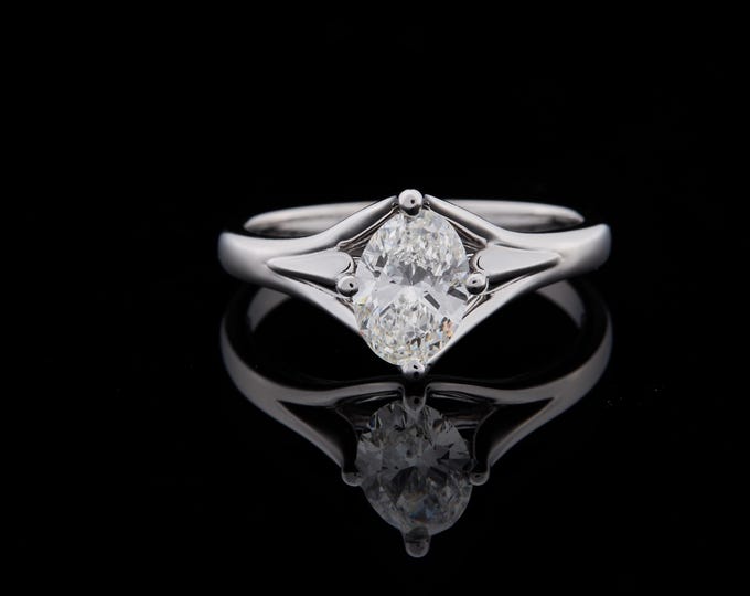 1 CT Oval Cut Moissanite Solitaire Anniversary Ring Elegant Minimalist White Gold Band Dainty Bridal Jewelry Timeless Promise Ring Gift