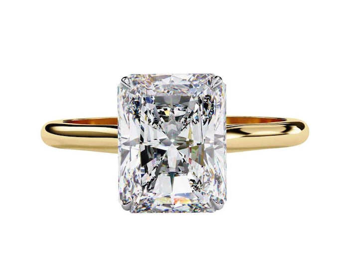 Beautiful Radiant Cut Diamond Wedding Ring in Yellow Gold Solitaire Minimalist Bridal Ring Classic Elegant Proposal Jewelry for Her
