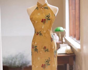 Vintage Halter Neck Cheongsam, Elegant Floral Linen Silk Qipao