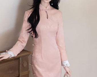 ピンクのブロケードチャイナドレス、花柄ジャカードとレースの袖口がエレガントなチャイナドレス、パーティードレス、彼女へのギフト