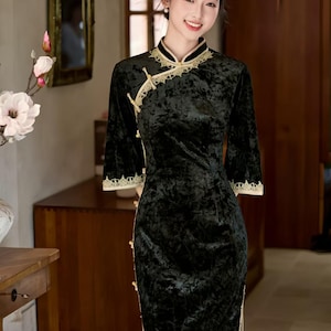 Samt Qipao, Geprägtes Cheongsam Kleid, Schwarz Weiß Orientalisches Partykleid, Vintage Formales Kleid, Retro Floral Cheongsam