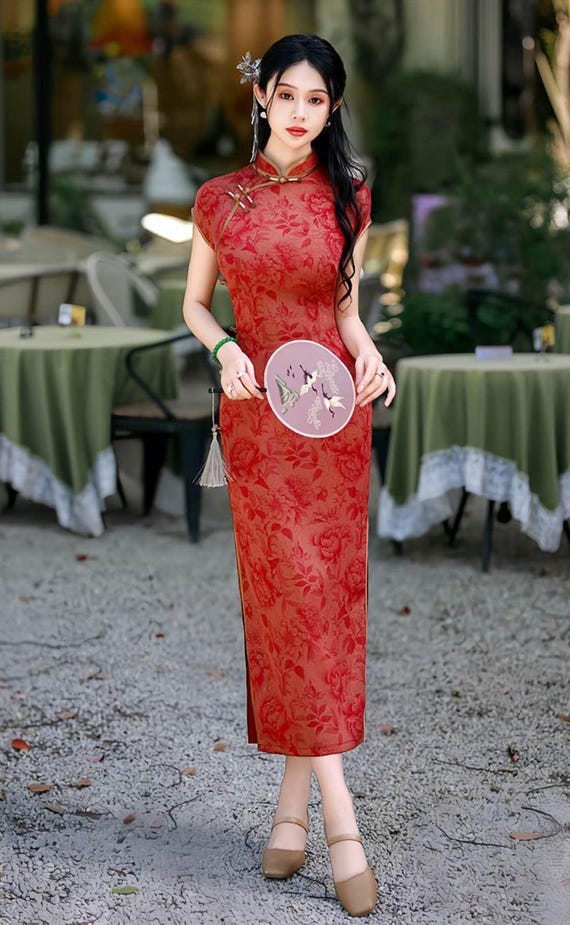 Red Brocade Qipao Dress, Elegant Chinese Cheongsam, Mother Gift Dress,Traditional Chinese Dress, Retro Oriental Tea Dress,Long Silk Gown
