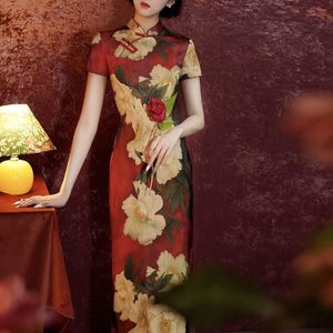 Romantisches Pfingstrose Qipao, Rotes Florales Cheongsam Kleid, chinesisches Hochzeitskleid, Pfingstrose Muster Kleid, Plus Size S-4XL, Geschenk für Sie