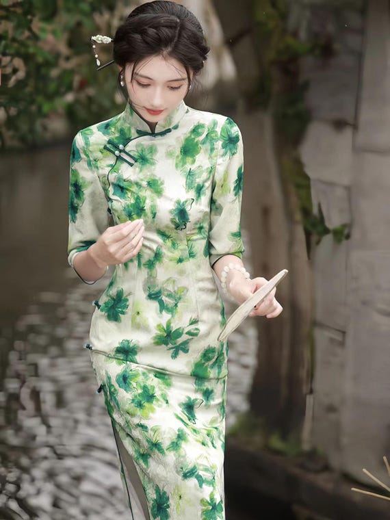 Green Cheongsam Dress,Qipao Gown, Vintage Chinese Dress, Wedding Tea Ceremony Dress,Cultural Evening Gown,Old Money Style Dress,Sizes Larges