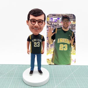 Custom athlete bobbleheads,personalized bobbleheads for basketball, soccer fans, best birthday anniversary Christmas gift for a good friend!