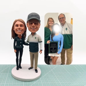 Custom Couple Bobbleheads, Wedding Anniversary Gifts for Parents, Personalized Wedding Gifts For Couple, Unique Christmas Gifts For Couples