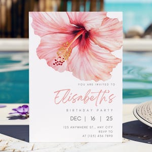 Faire-part d'anniversaire hibiscus tropical • Invitation florale élégante • Modèle d'anniversaire modifiable pour elle • Invitation estivale à la piscine • 40e | 50e