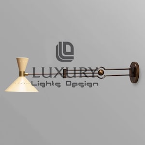 Modern Italian Wall Lamp 1950&#39;s Mid-Century Brass Swing Arm Italian Wall Fixture Lamp Stilnovo Sputnik-Style Wall Sconce.