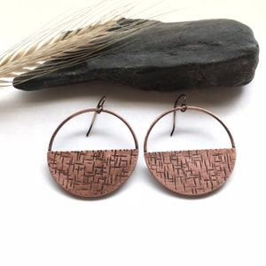 Modern hoop earrings, copper hoops, large hoops, simple geometric hoops, lightweight hoop earrings, gift for her, Canadian artisan image 1