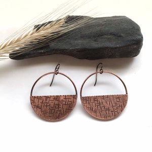 Modern hoop earrings, copper hoops, large hoops, simple geometric hoops, lightweight hoop earrings, gift for her, Canadian artisan image 7