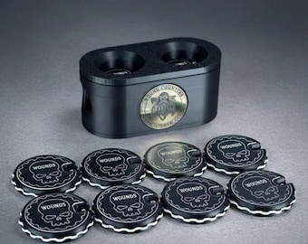 Kit de seguimiento de heridas y daños – 8 contadores de 16 heridas, agarres texturizados y estuche de viaje