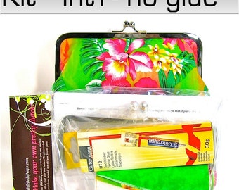 Make Your Own Clutch Kit with Resort fabric included  & 6 patterns for International customers