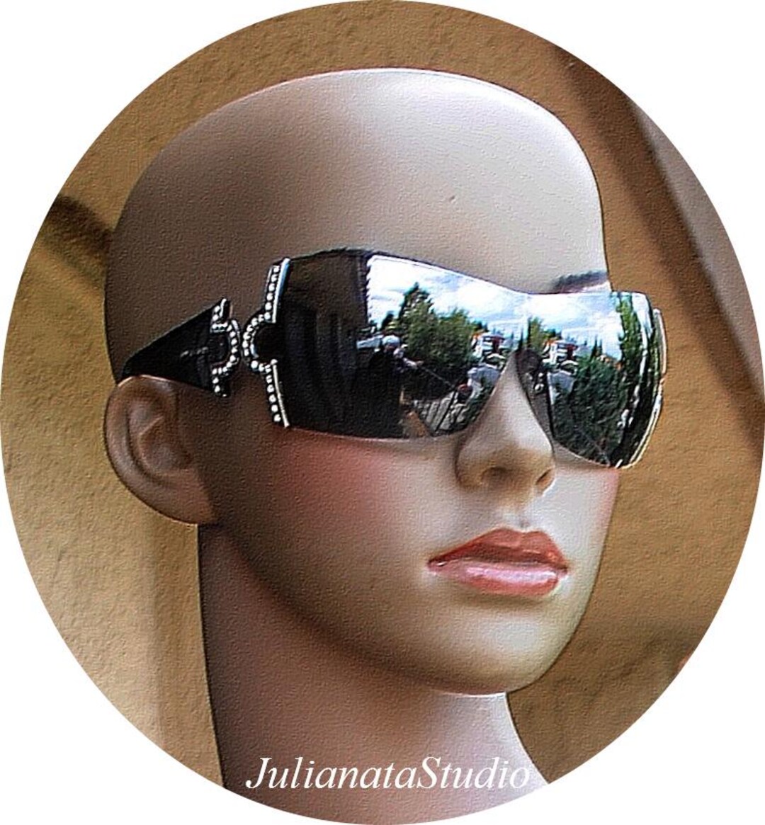 Bvlgari sunglasses hardly used authentic rare find!! Vintage Designer BVLGARI Sunglasses With Case and Cleaning  main image 2