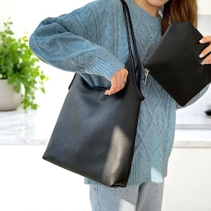 Große PU-Leder-Einkaufstasche für Frauen - Weiche, leichte Schultertasche im koreanischen Stil, minimalistische einfarbige Handtasche für Arbeit oder Reisen