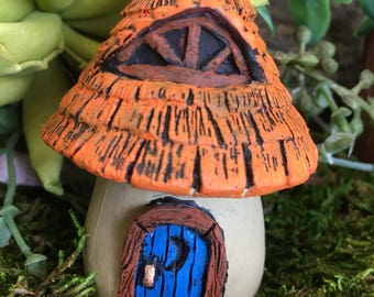 Fairy Mushroom - Small Dwelling