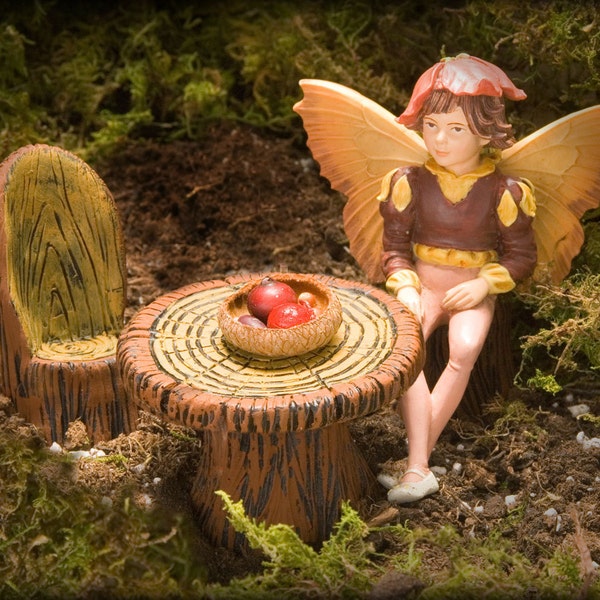 Fairy Garden table and chairs