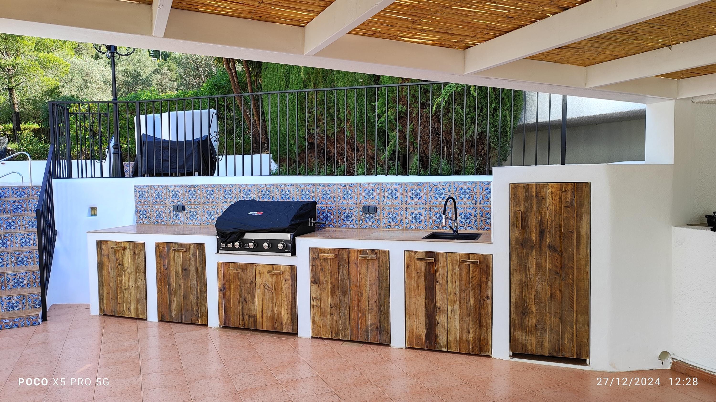 Dirty Kitchen Outdoor Kitchen Ideas Small Space Small Alfresco Kitchen  Small Space Simple Backyard Kitchen Ideas, image size:3000x1687