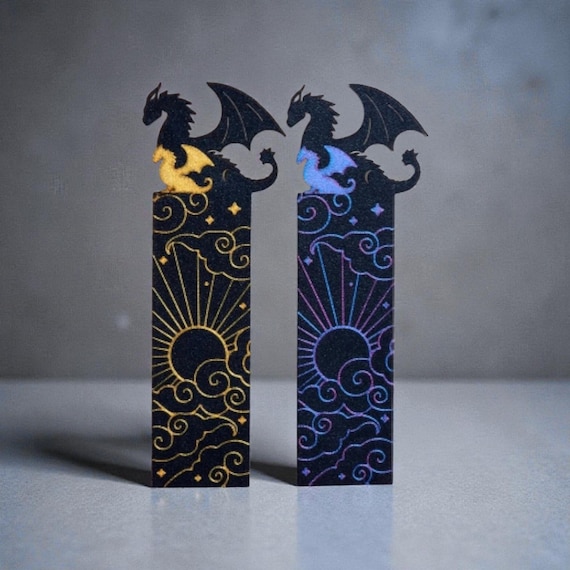 Fourth Wing Inspired Dragon Bookmark – with Tairn & Andarna (Clouds)