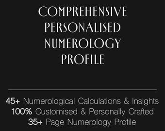 Uitgebreid persoonlijk numerologieprofiel • Meer dan 45 numerologische berekeningen en inzichten • 35+ pagina's • Volledig gepersonaliseerd