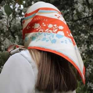 Barokowy kwiatowy szal z włoskiego jedwabiu 100%: czerwona bandana jedwabna