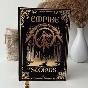 Empire of Storms autorstwa Sarah J. Maas: Ręcznie robione wznowienie (seria Throne of Glass - dostępne inne kolory)
