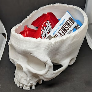 3D Printed Skull Candy Bowl: Realistic Halloween Skeleton Decor
