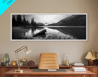 Lago alpino, montañas sombrías, reflejo en la niebla, impresión en lienzo, arte de pared sereno, fotografía de naturaleza, arte para dormitorio, decoración de estudio, decoración de oficina