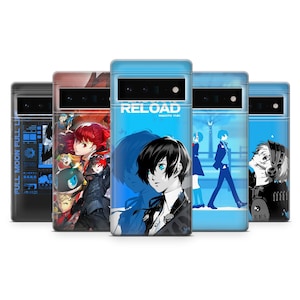 Pode incluir: Uma coleção de cinco capas de telefone com designs de personagens em estilo anime. As capas apresentam vários personagens em cores vibrantes, com a palavra "RELOAD" e outro texto visível em algumas capas. As capas são de cor azul claro.