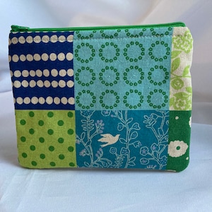Large Padded Zipper Pouch