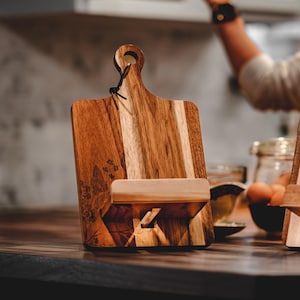 Acacia Wood Cookbook Stand – Scandinavian Recipe Book Holder