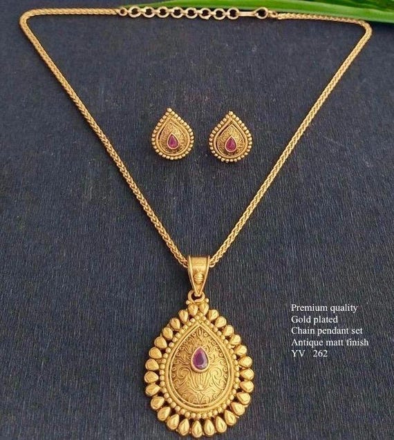 Traditional fine gold plated copper antique matte finish pendant set with earrings