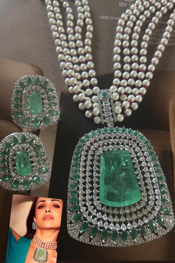 Bollywood Sabyasachi Inspired pastel green doublet stone CZ cubic zirconia premium quality jewelry set, necklace with earrings