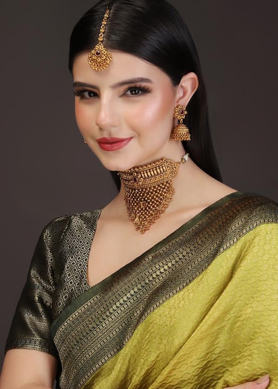 Sabyasachi Inspired Indian traditional Gold Plated kundan handcrafted Rajwadi choker set or jewellery set with tikka and earrings