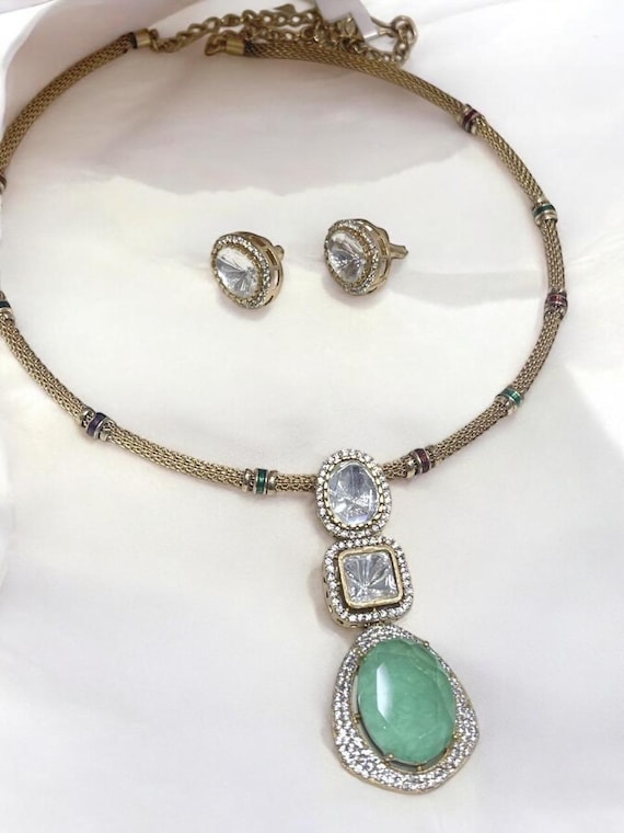 Sabyasachi Inspired pastel green emerald doublet stone 999 silver foil polki kundan premium quality jewelry set, necklace with earrings