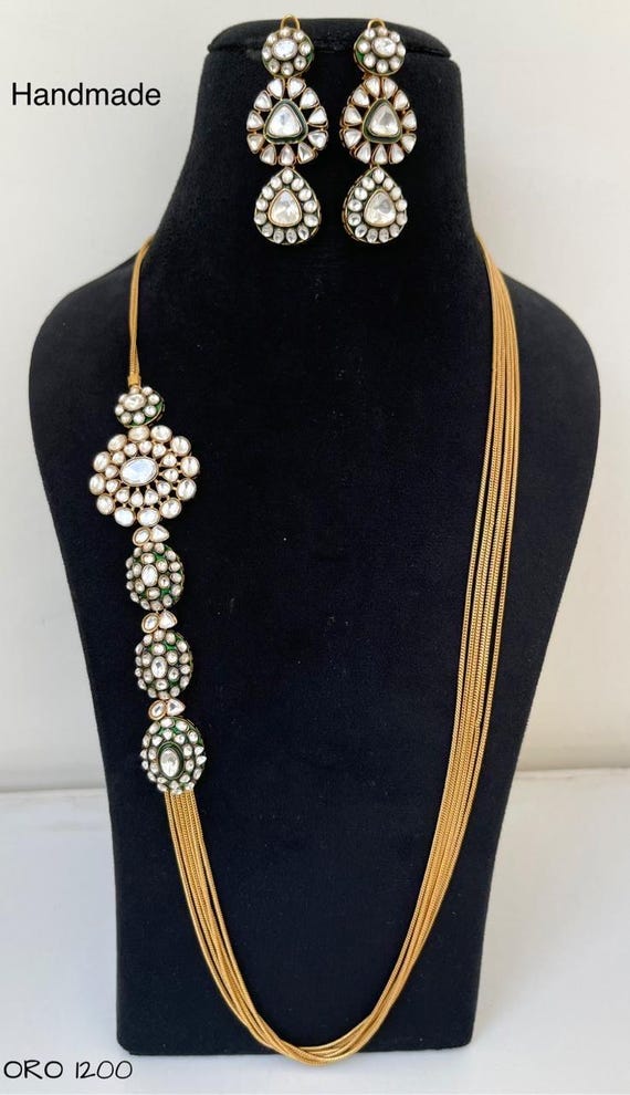 Kundan Stone Rajwadi Necklace Set: Matte Gold Bollywood Jewelry