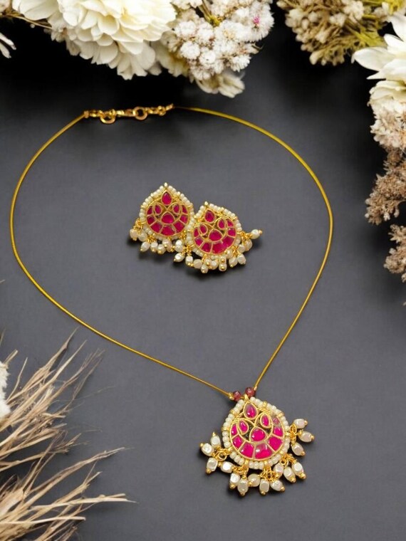 Elegant Red Ruby or Green Emerald Polki Statement Pendant Necklace Set with Invisible Wire Necklace with Matching Earrings