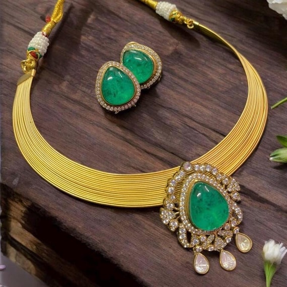Traditional Sabyasachi Inspired emerald doublet Gold Plated hasli necklace set with 999 silver foil base polki jewellery set or necklace set