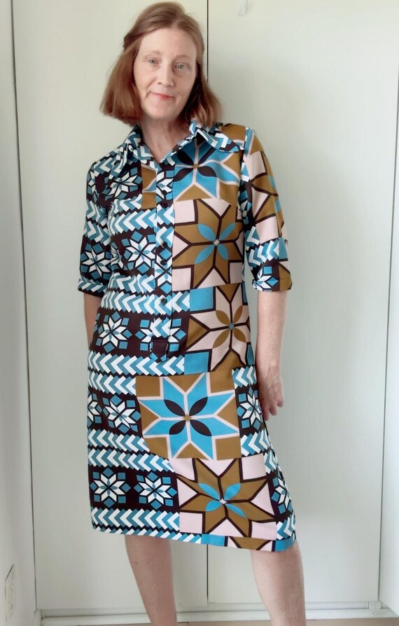 lanvin shirt dress 70s LANVIN Paris Op Art Shirt Dress, Mod Dagger Collar